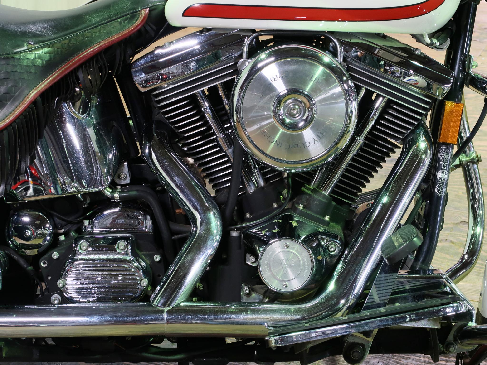 ハーレー FLSTS Heritage Springer 車体写真7