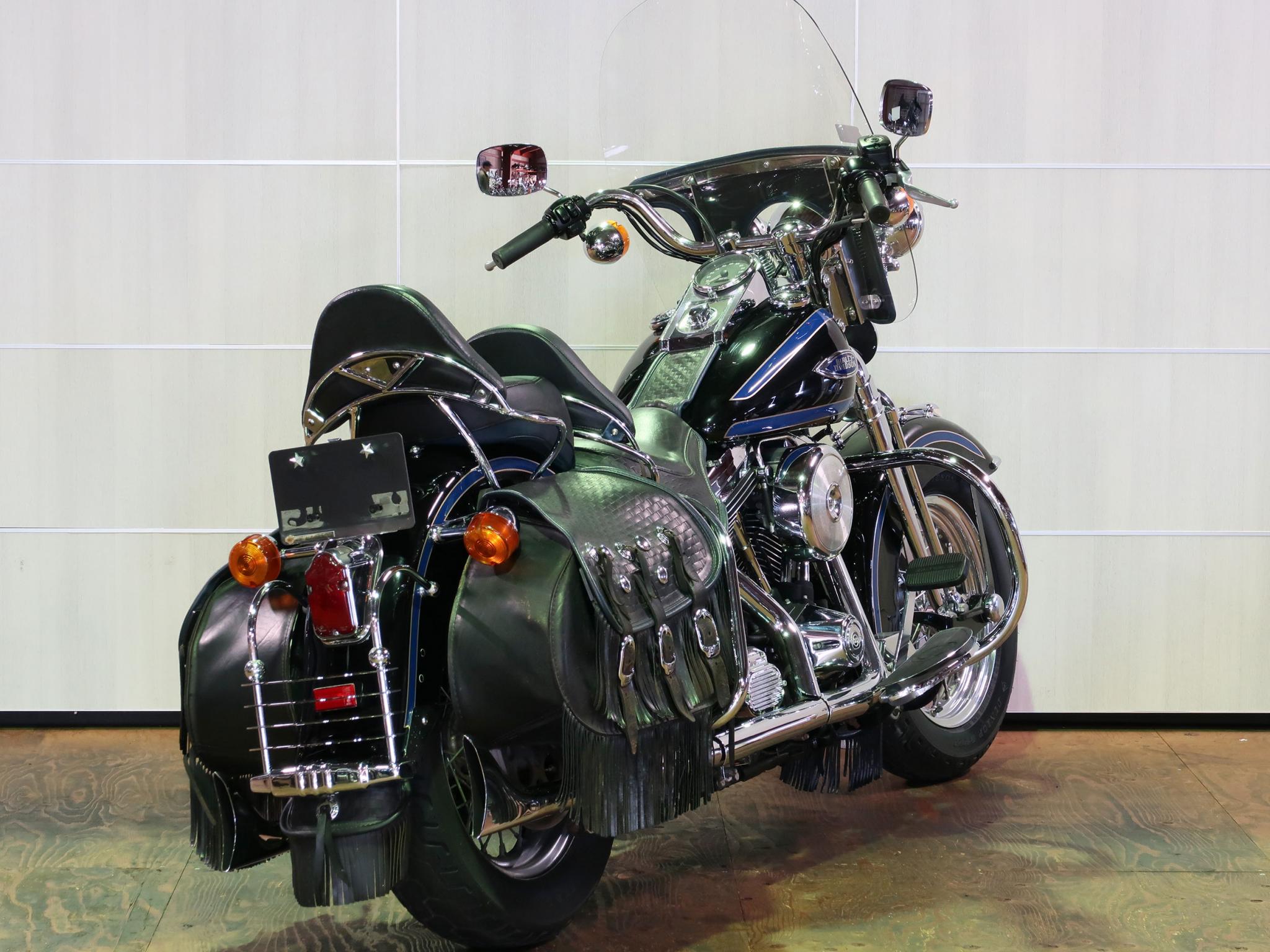 ハーレー FLSTS Heritage Springer 車体写真3