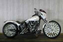 ハーレー・ダビッドソン  中古車:FLSTF Full Custom